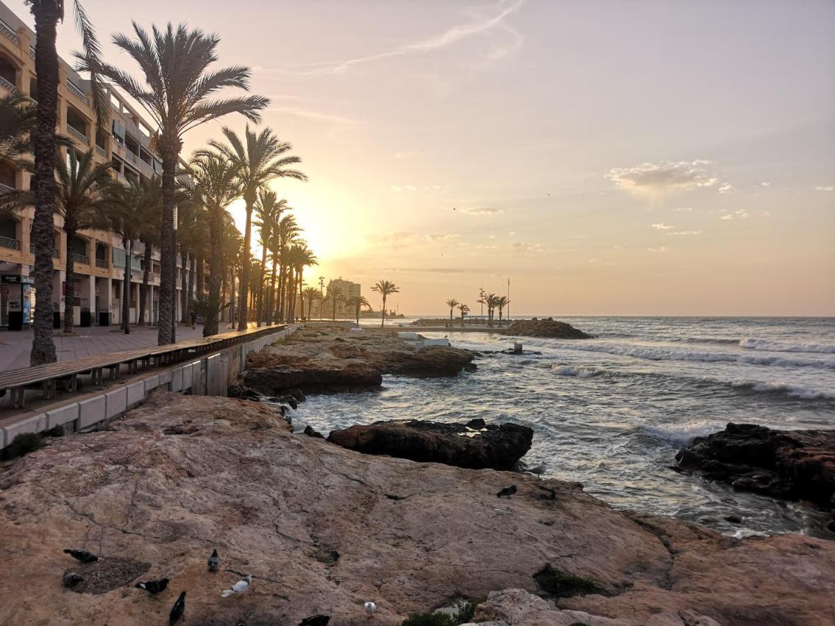 Del Mar 1 Deluxe Apartment Torrevieja Centrum Eksteriør bilde